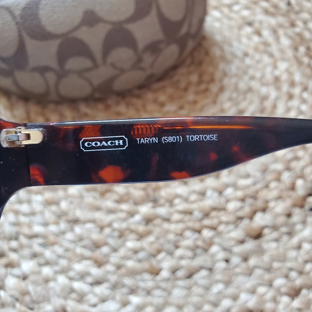 Coach Vintage Taryn Brown Tortoise Shell Sunglasses With Signature Hardcase - Picture 9 of 10